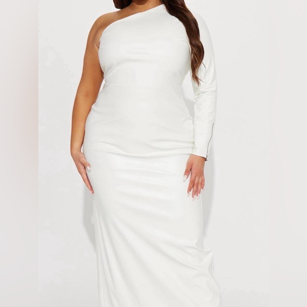 White One-Shoulder Maxi Dress